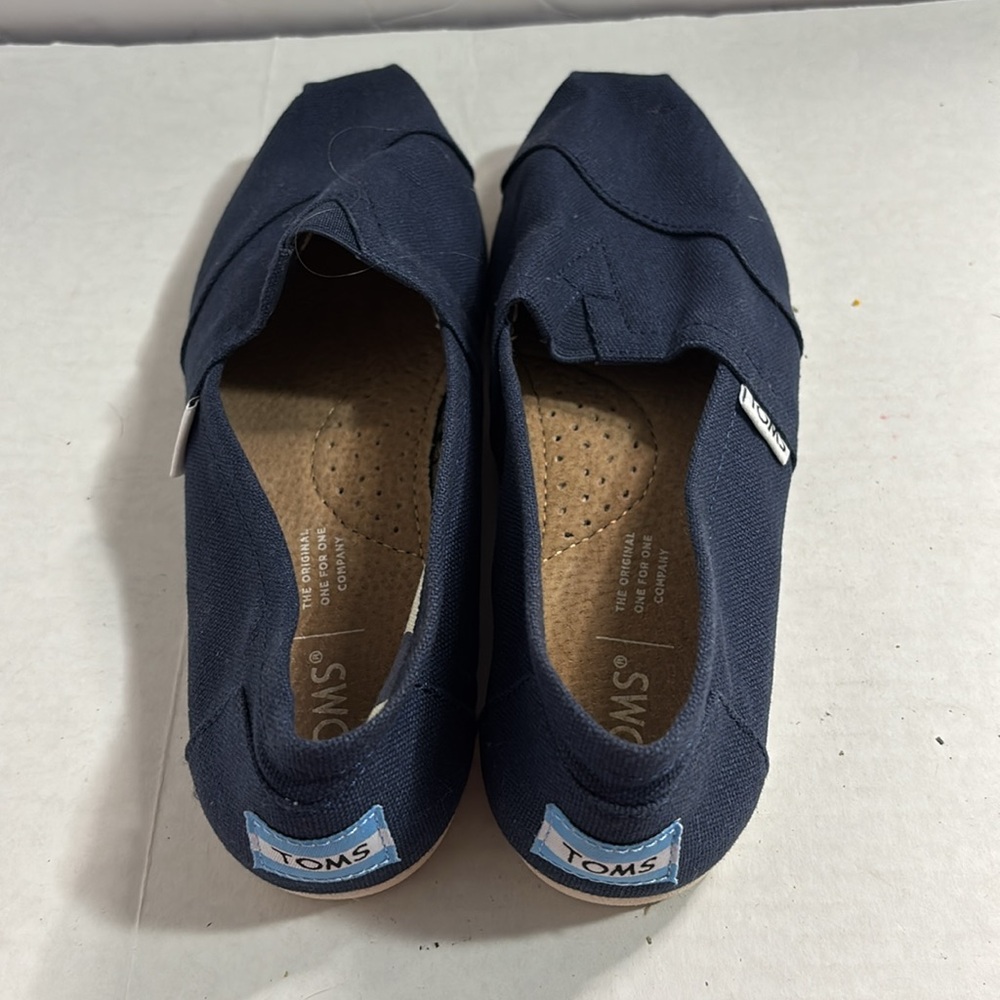 TOMS Dark Blue Canvas Slip-Ons Excellent Condition - Picture 3 of 4